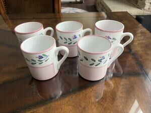 Lot Of 5 Caleca 'Pink Garland" Hand painted Coffee Mugs~ Italy